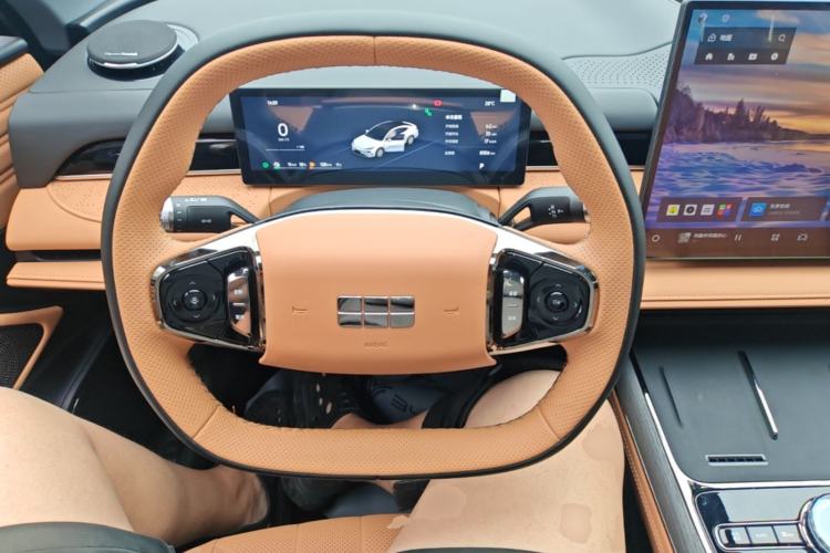 Used Geely Galaxy 8 2025 130km EM-i Deluxe Edition Steering Wheel