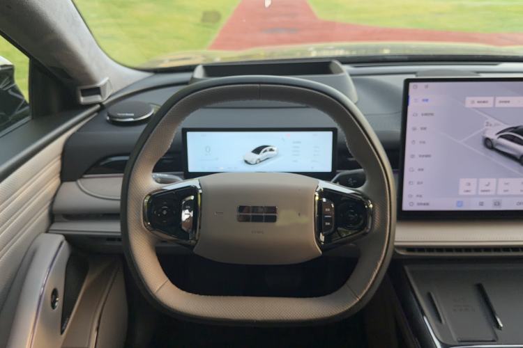 Used Geely Galaxy 8 2025 130km EM-P Starship Edition Steering Wheel