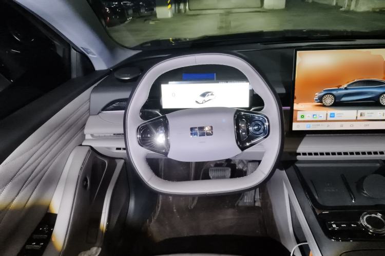 Used Geely Galaxy 8 2025 130km EM-i Deluxe Edition Steering Wheel