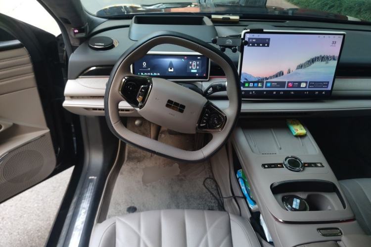 Used Geely Galaxy 8 2025 130km EM-i Flagship Edition Steering Wheel