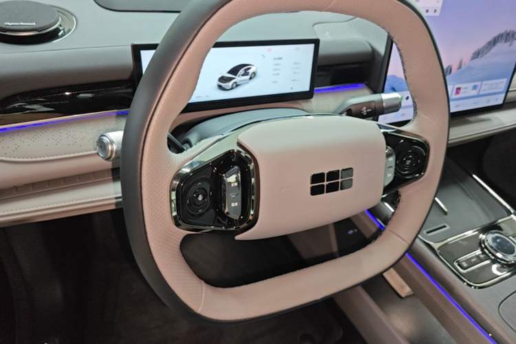 Used Geely Galaxy 8 2025 130km EM-P Starship Edition Steering Wheel
