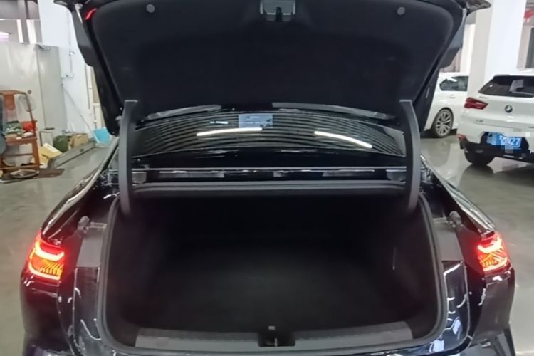 Used Geely Galaxy 8 2025 130km EM-i Deluxe Edition Trunk