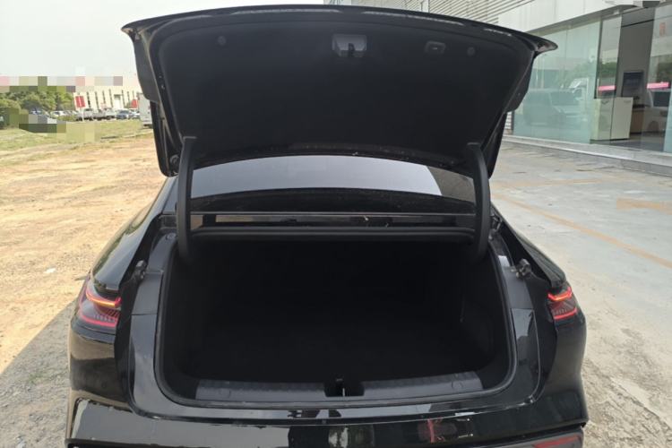 Used Geely Galaxy 8 2025 130km EM-P Starship Edition Trunk