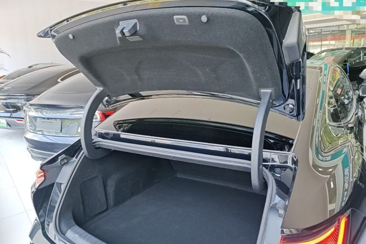 Used Geely Galaxy 8 2025 130km EM-P Starship Edition Trunk