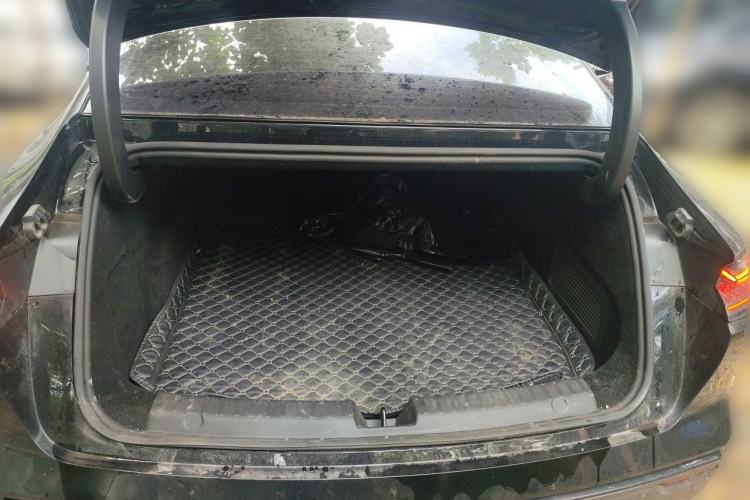 Used Geely Galaxy 8 2025 130km EM-i Deluxe Edition Trunk