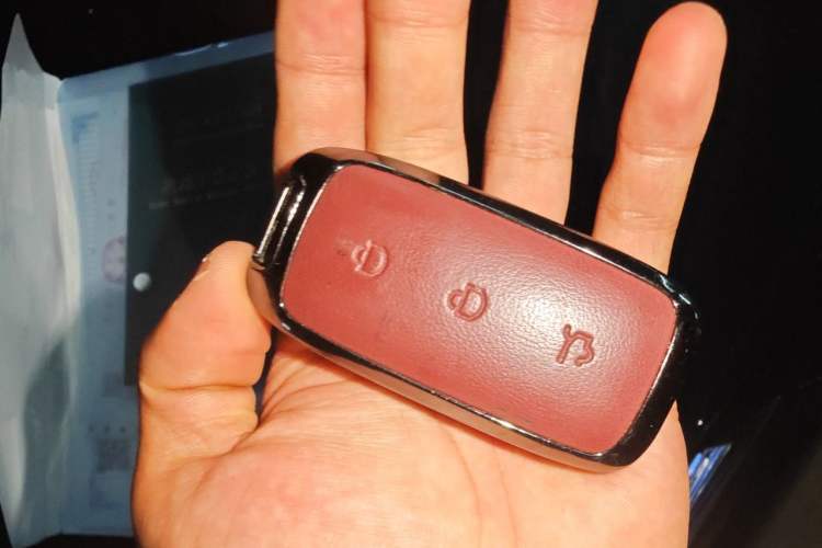 Used Geely Galaxy 8 2025 130km EM-i Prestige Edition Vehicle Key