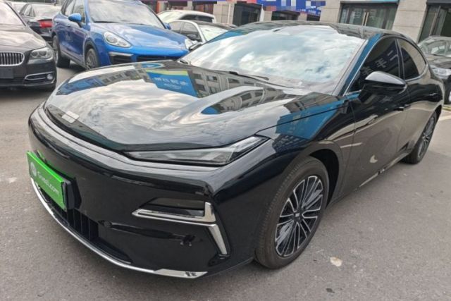 Used Geely Galaxy 8 2025 130km EM-i Deluxe Edition