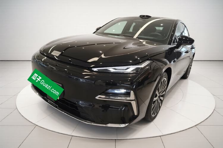 Geely Galaxy 8 2025 130km EM-P Starship Edition