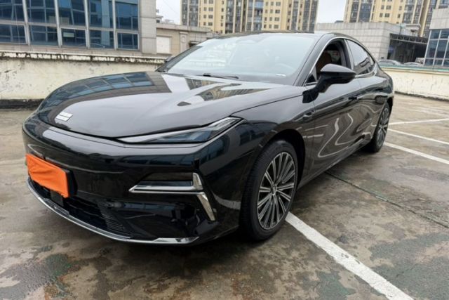 Used Geely Galaxy 8 2025 130km EM-i Flagship Edition