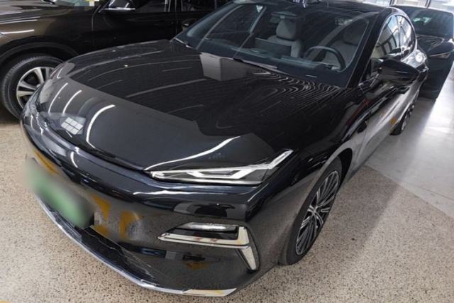Used Geely Galaxy 8 2025 130km EM-P Starship Edition