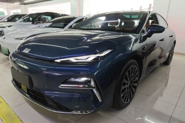 Used Geely Galaxy 8 2025 130km EM-P Exploration Edition