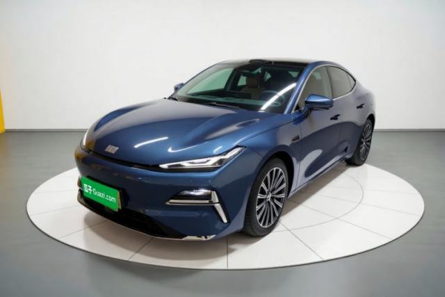 Used Geely Galaxy 8 2025 130km EM-P Starship Edition