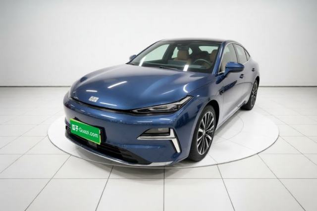 Geely Galaxy 8 2025 130km EM-P Starship Edition с пробегом