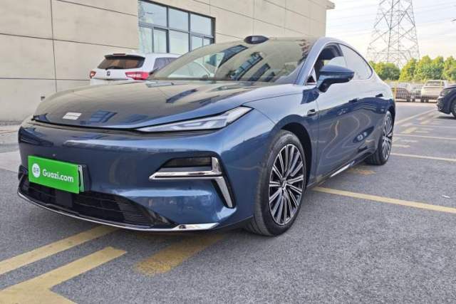 Used Geely Galaxy 8 2025 130km EM-P Starship Edition