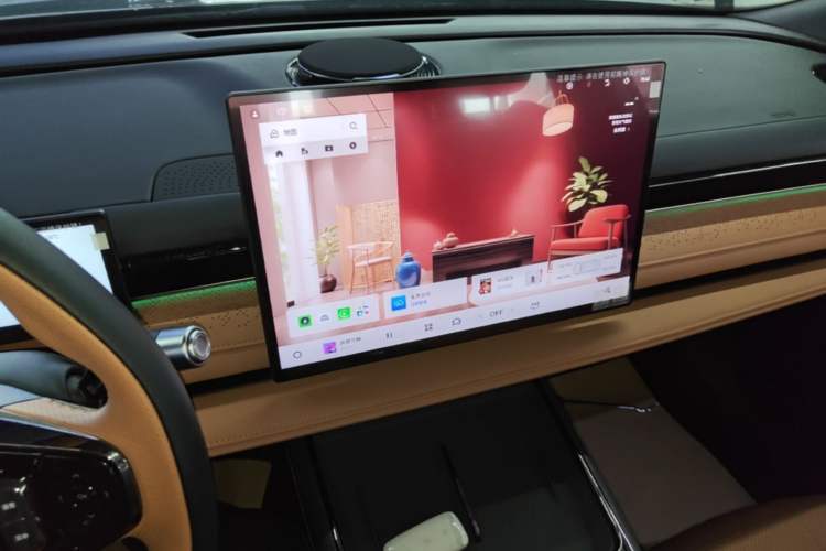 Used Geely Galaxy 8 2025 130km EM-P Exploration Edition Audio And AC Panel