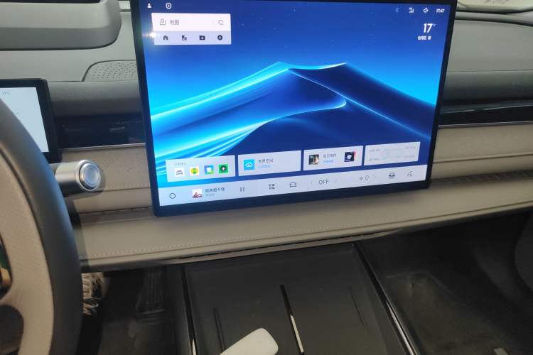 Used Geely Galaxy 8 2025 130km EM-P Starship Edition Audio And AC Panel