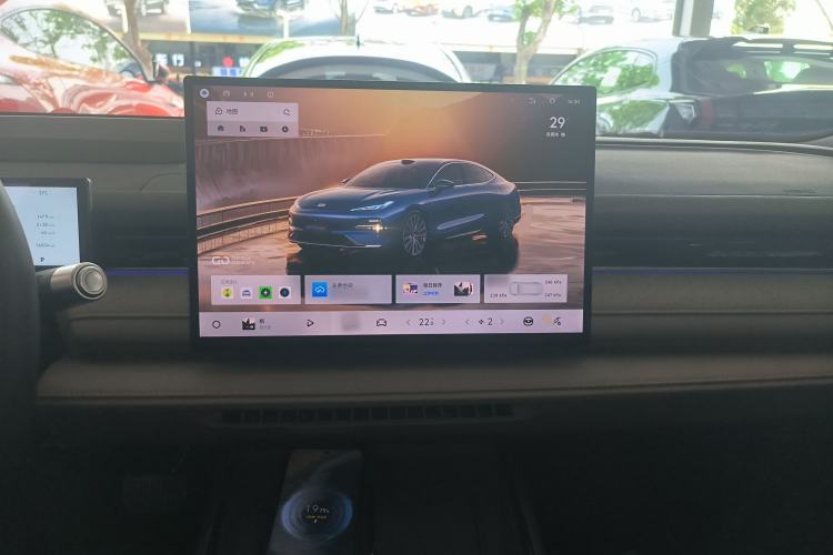 Used Geely Galaxy 8 2025 130km EM-P Starship Edition Center Console