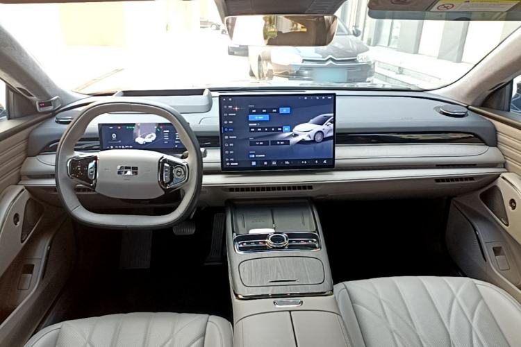 Used Geely Galaxy 8 2025 130km EM-P Starship Edition Center Console