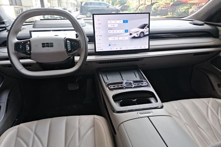 Used Geely Galaxy 8 2025 130km EM-P Starship Edition Center Console