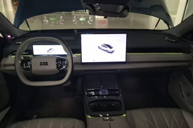 Used Geely Galaxy 8 2025 130km EM-P Starship Edition Center Console