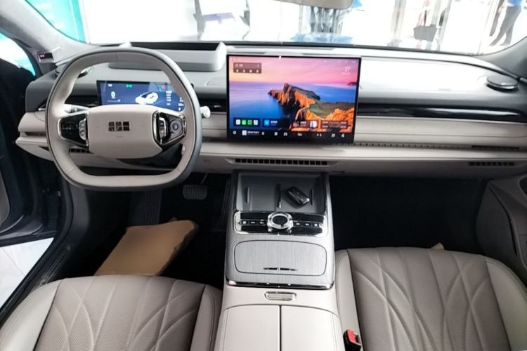 Used Geely Galaxy 8 2025 130km EM-P Starship Edition Center Console