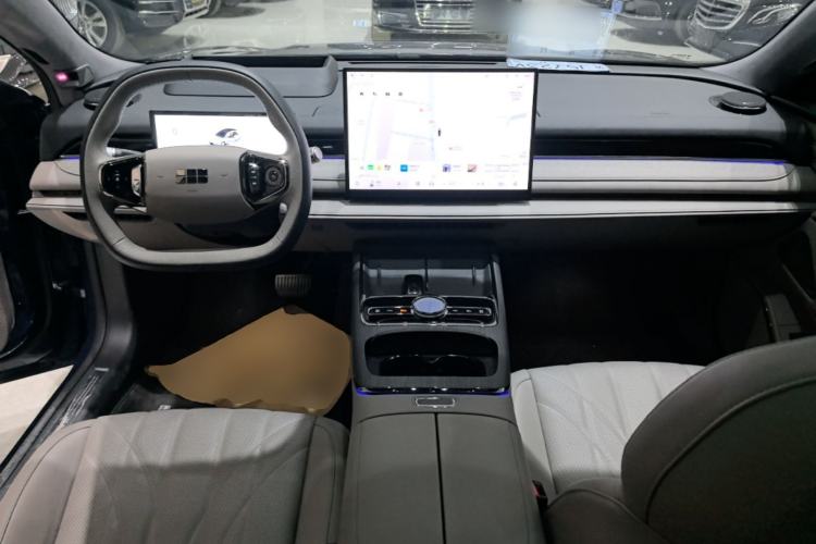 Used Geely Galaxy 8 2025 130km EM-P Starship Edition Center Console