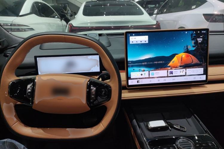 Used Geely Galaxy 8 2025 130km EM-i Flagship Edition Center Console