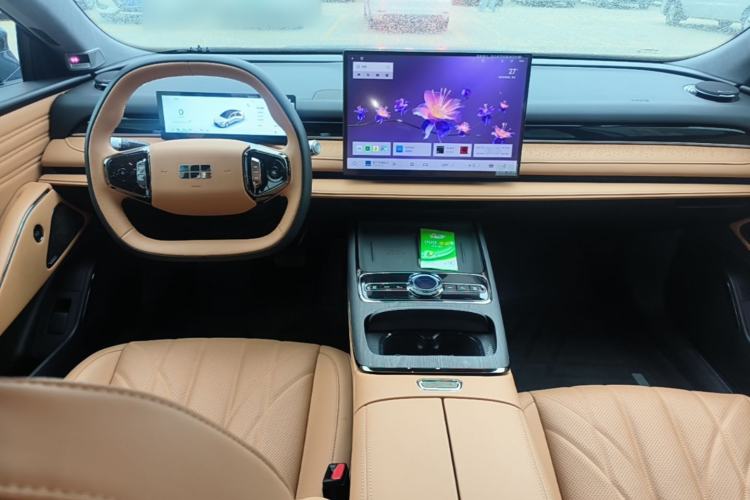 Used Geely Galaxy 8 2025 130km EM-P Exploration Edition Center Console