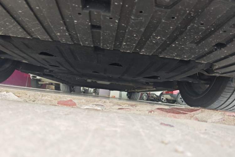 Used Geely Galaxy 8 2025 130km EM-i Flagship Edition Chassis Front