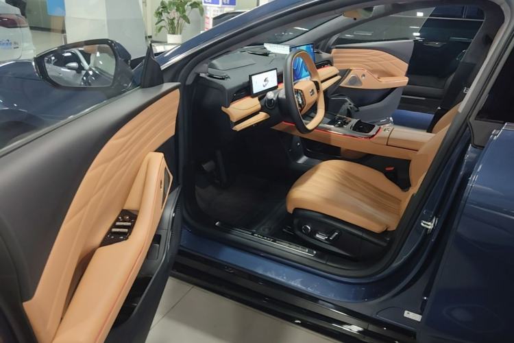 Used Geely Galaxy 8 2025 130km EM-P Starship Edition Driver Seat