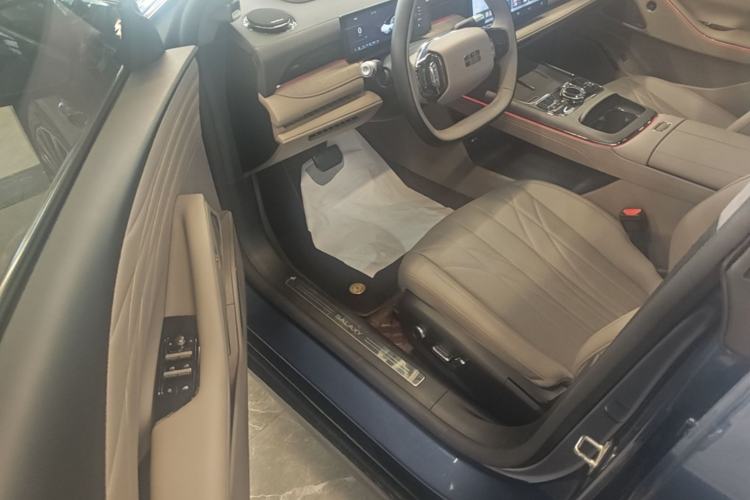 Used Geely Galaxy 8 2025 130km EM-P Starship Edition Driver Seat