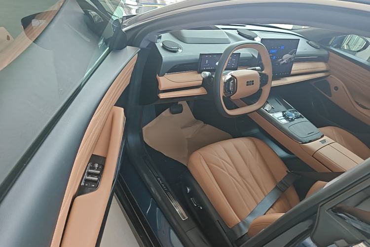 Used Geely Galaxy 8 2025 130km EM-i Flagship Edition Driver Seat