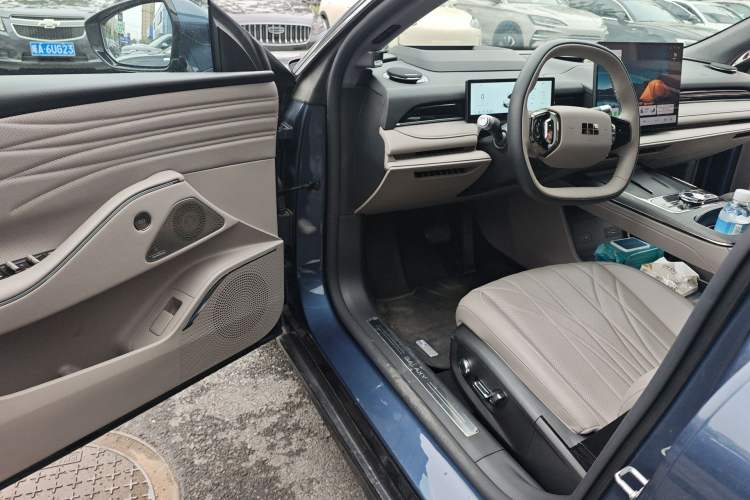 Used Geely Galaxy 8 2025 130km EM-P Starship Edition Driver Seat