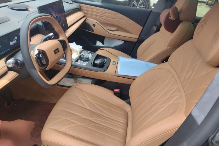 Used Geely Galaxy 8 2025 130km EM-i Flagship Edition Driver Seat