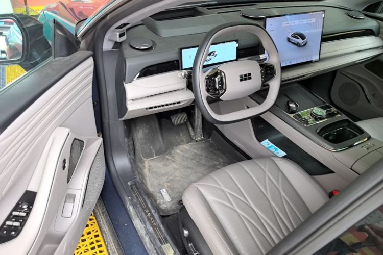 Used Geely Galaxy 8 2025 130km EM-P Starship Edition Driver Seat