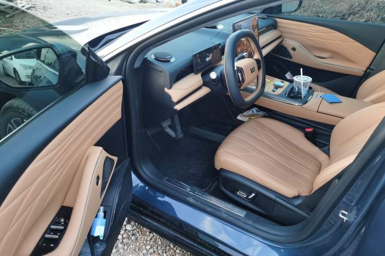 Used Geely Galaxy 8 2025 130km EM-i Deluxe Edition Driver Seat