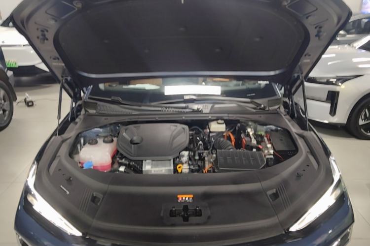 Used Geely Galaxy 8 2025 130km EM-P Starship Edition Engine Bay