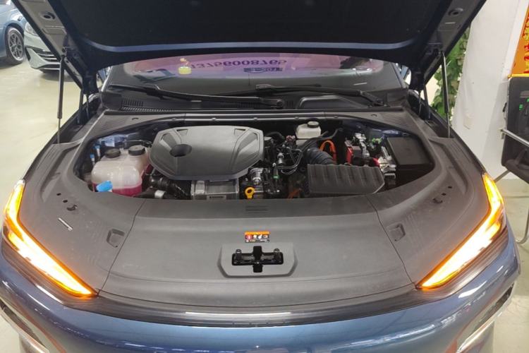 Used Geely Galaxy 8 2025 130km EM-P Exploration Edition Engine Bay