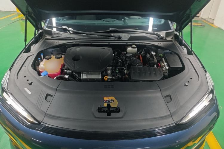 Used Geely Galaxy 8 2025 130km EM-P Starship Edition Engine Bay