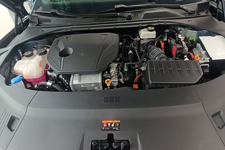 Used Geely Galaxy 8 2025 130km EM-P Starship Edition Engine Bay