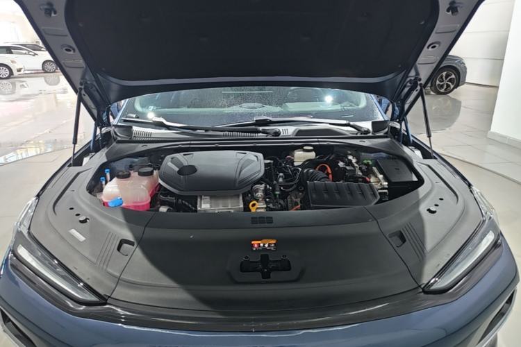 Used Geely Galaxy 8 2025 130km EM-P Starship Edition Engine Bay