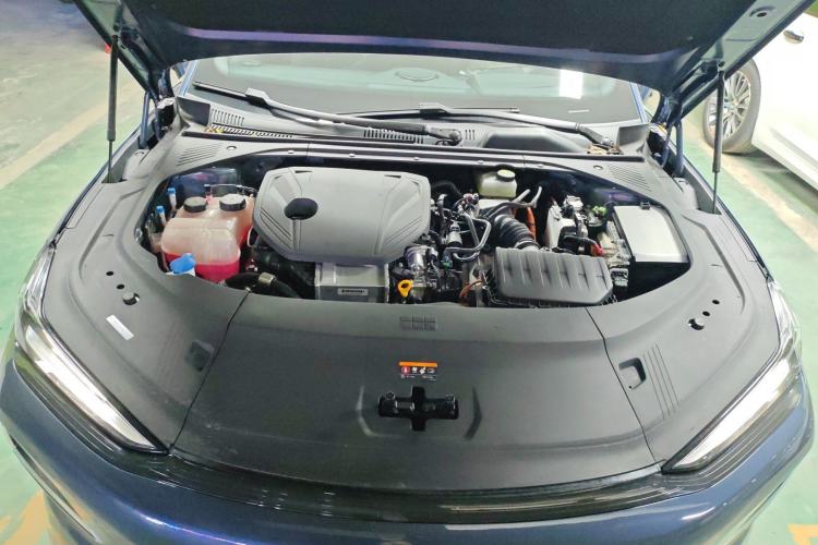 Used Geely Galaxy 8 2025 130km EM-P Starship Edition Engine Bay