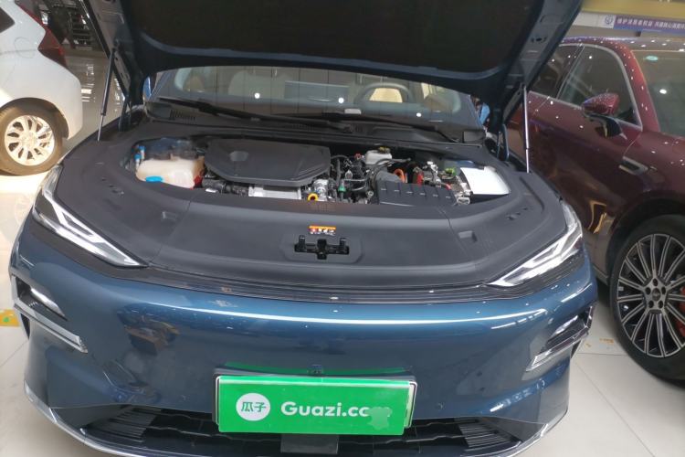 Used Geely Galaxy 8 2025 130km EM-P Starship Edition Engine Bay
