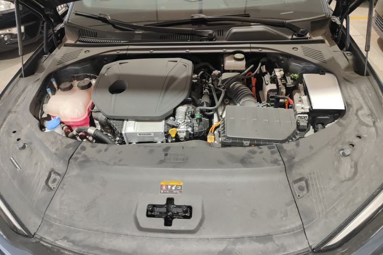 Used Geely Galaxy 8 2025 130km EM-P Starship Edition Engine Bay