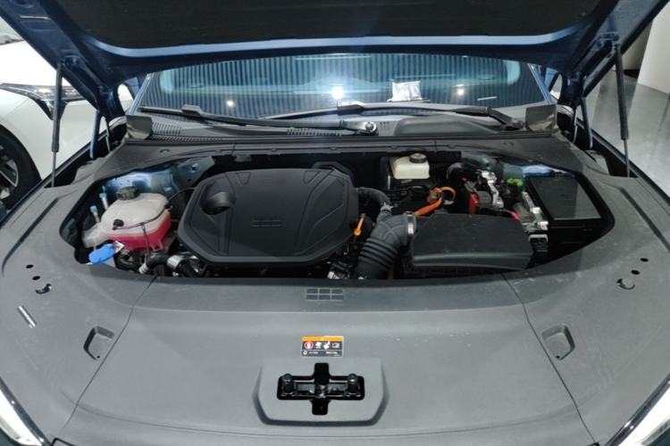 Used Geely Galaxy 8 2025 130km EM-i Deluxe Edition Engine Bay