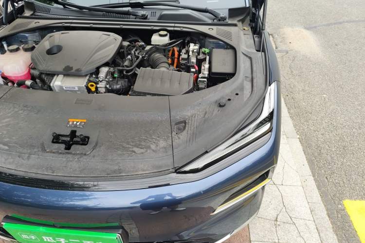 Used Geely Galaxy 8 2025 130km EM-P Starship Edition Engine Bay Left
