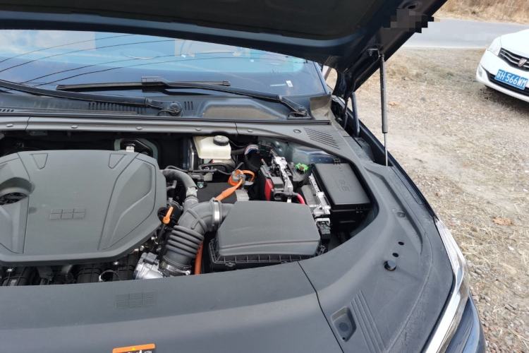 Used Geely Galaxy 8 2025 130km EM-i Deluxe Edition Engine Bay Left