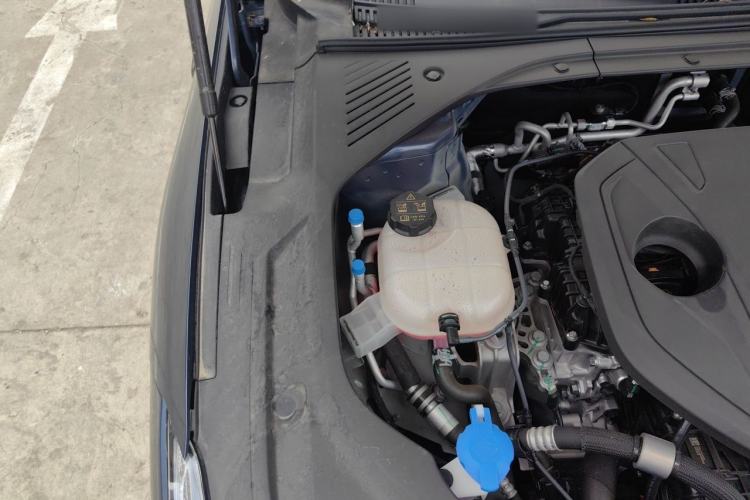 Used Geely Galaxy 8 2025 130km EM-i Flagship Edition Engine Bay Right