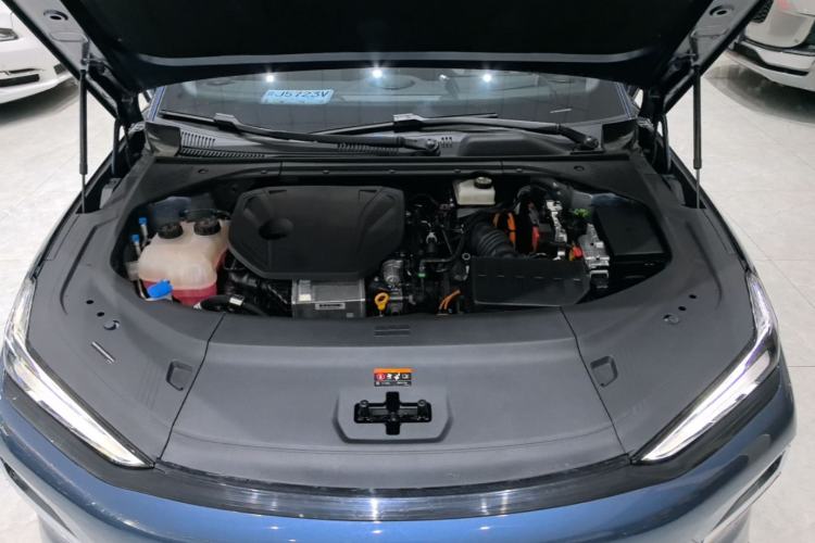 Used Geely Galaxy 8 2025 130km EM-P Starship Edition Engine Bay