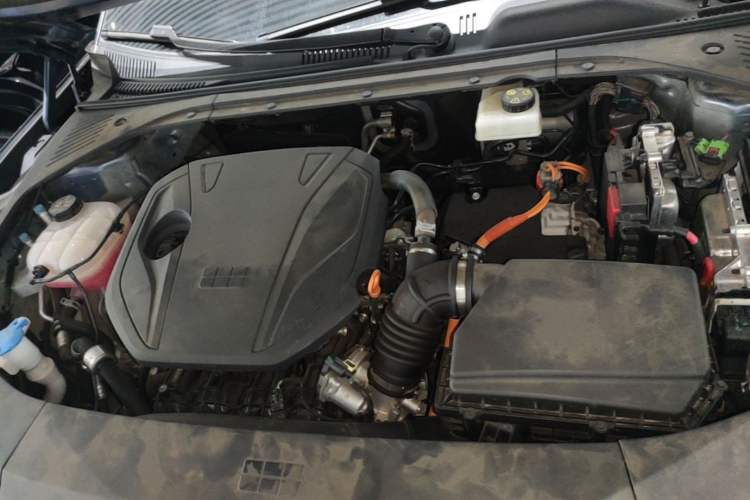 Used Geely Galaxy 8 2025 130km EM-i Flagship Edition Engine Bay